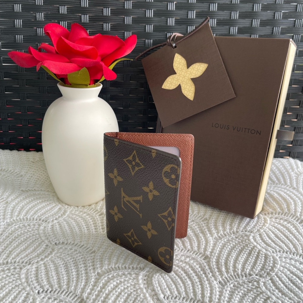 💯 Authentic Louis Vuitton Monogram Porte 2 Cartes Vertical Pass Case